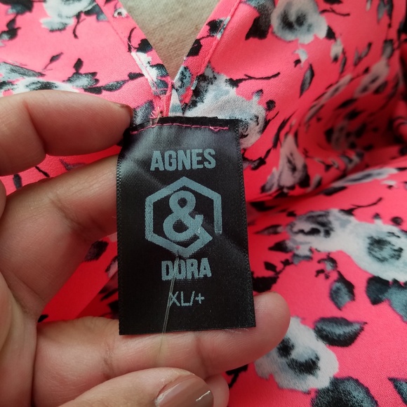 Agnes & Dora Plus Sz Pink Floral Flowy Kimono - Picture 11 of 12